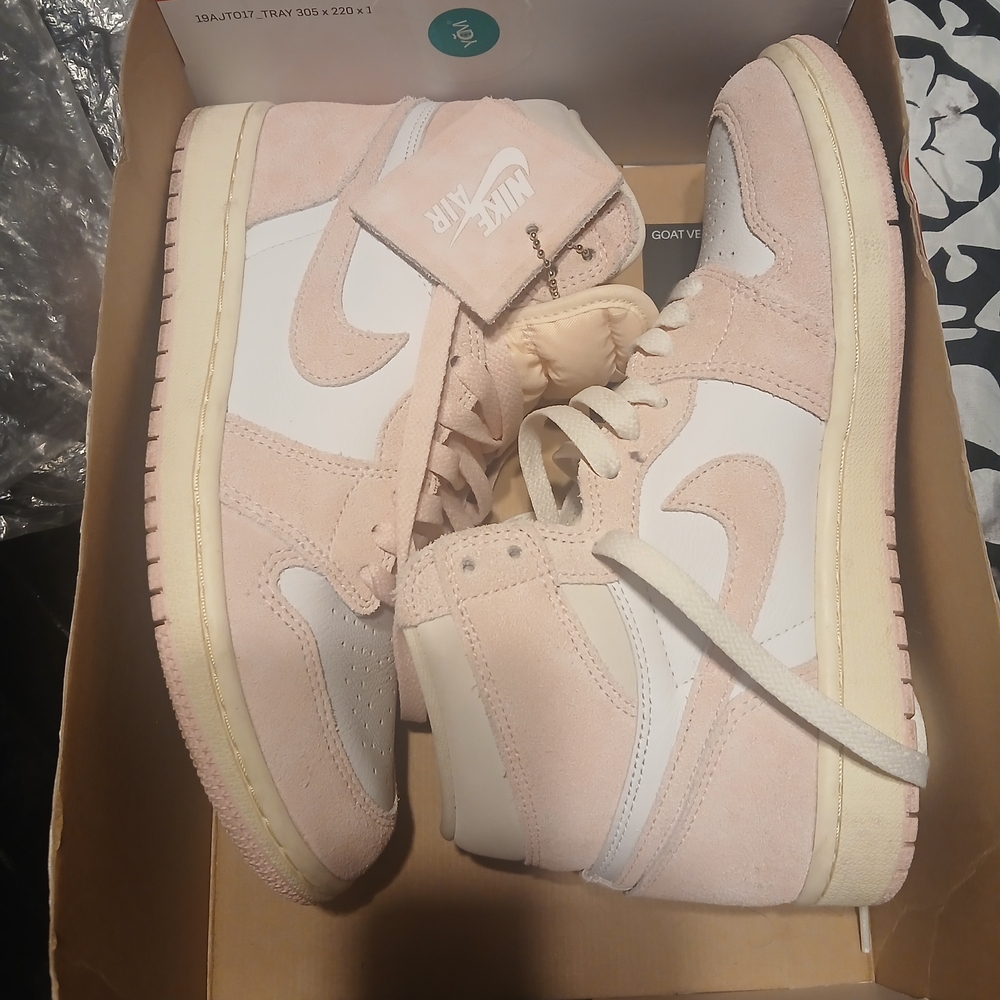 Nike Women’s High-Top Sneakers in Light Pink & White - Picture 3 of 11